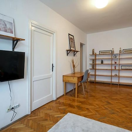 Apartament Universitate - Centrul Vechi Apartment Bucharest Exterior photo