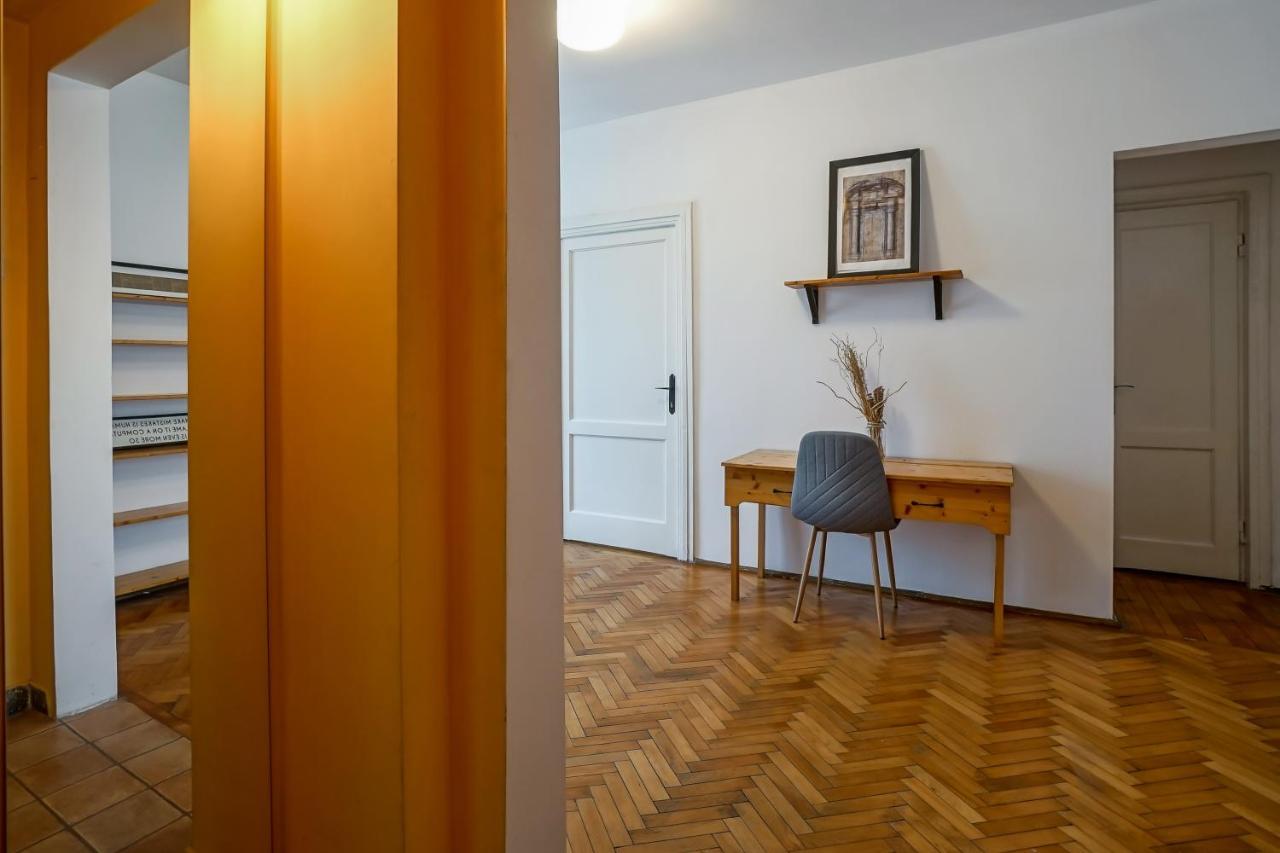Apartament Universitate - Centrul Vechi Apartment Bucharest Exterior photo
